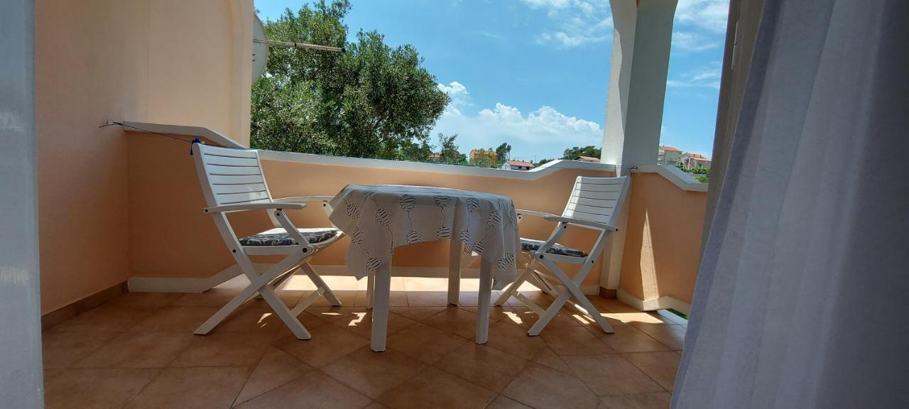 Apartments Marijana Rab Town Exterior foto