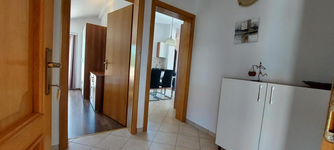 Apartments Marijana Rab Town Quarto foto